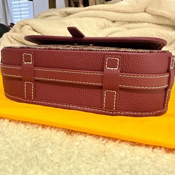 Goyard Belvedere II Messenger Bag Coated Canvas PM Burgundy - Picture 12 of 12